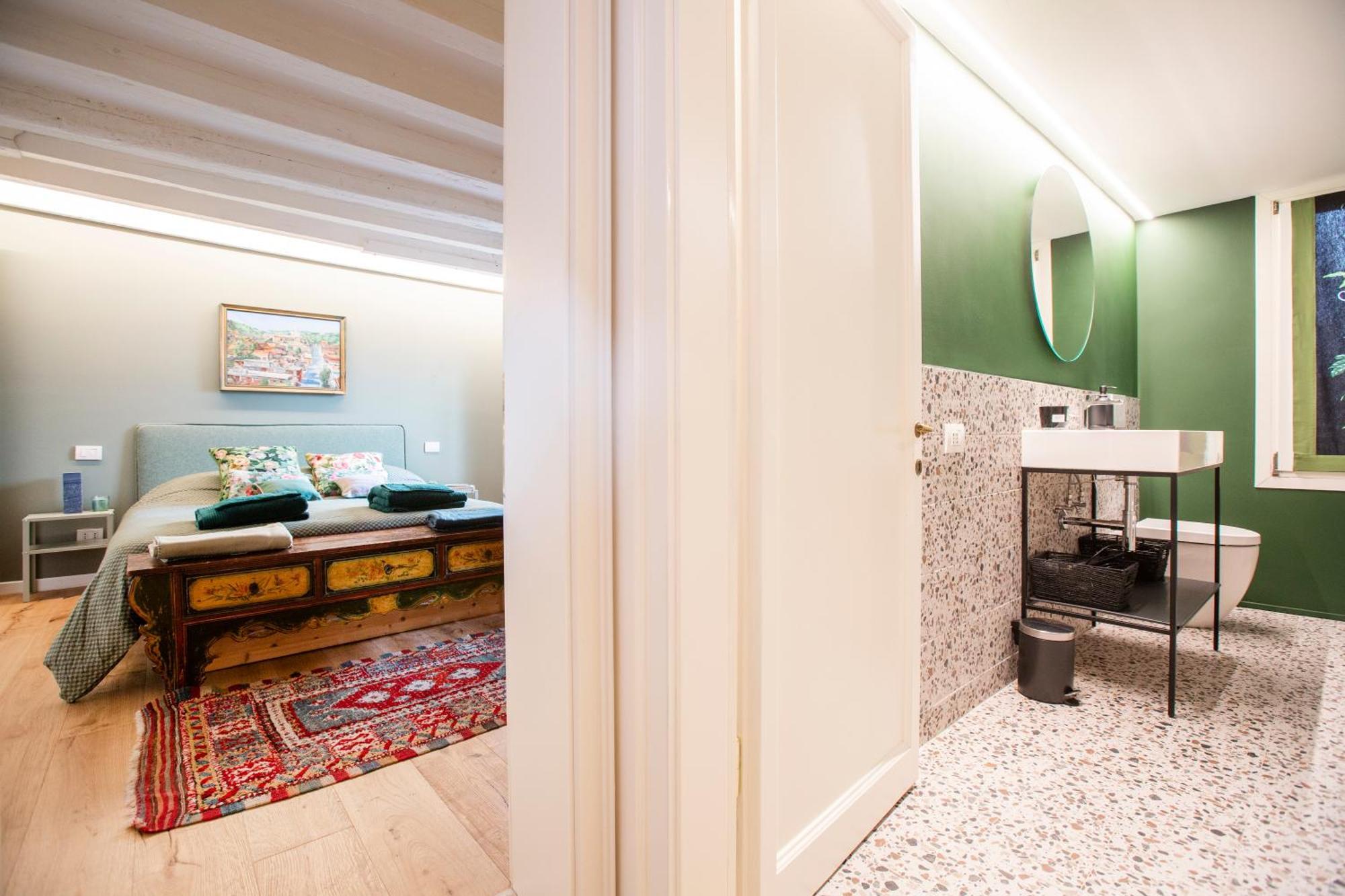 Gorgeous Suite San Polo Apartment เวนิส ภายนอก รูปภาพ